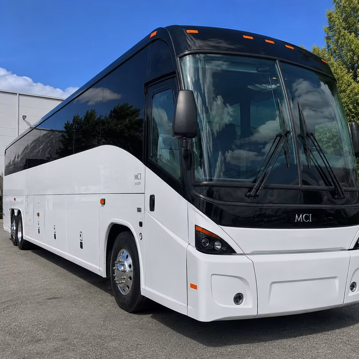 busrentalsanmateo com helps you build a long term employee transportation program that scales